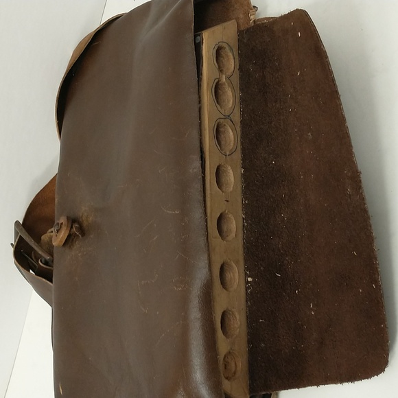 Leather Haversack Possibles Bag Reenactors Rough Authentic Look w Cartridge Bar - Picture 4 of 8